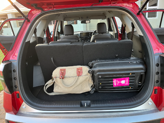 With all 7 seats up, there's still sufficient space!