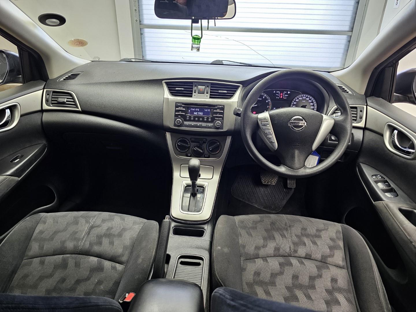 Nissan Sentra 1.6 Acenta Auto Docrat Group