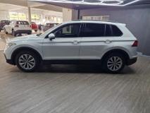 Volkswagen Tiguan 1.4TSI 110kW Life Arnold Chatz Cars