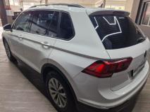 Volkswagen Tiguan 1.4TSI 110kW Life Arnold Chatz Cars