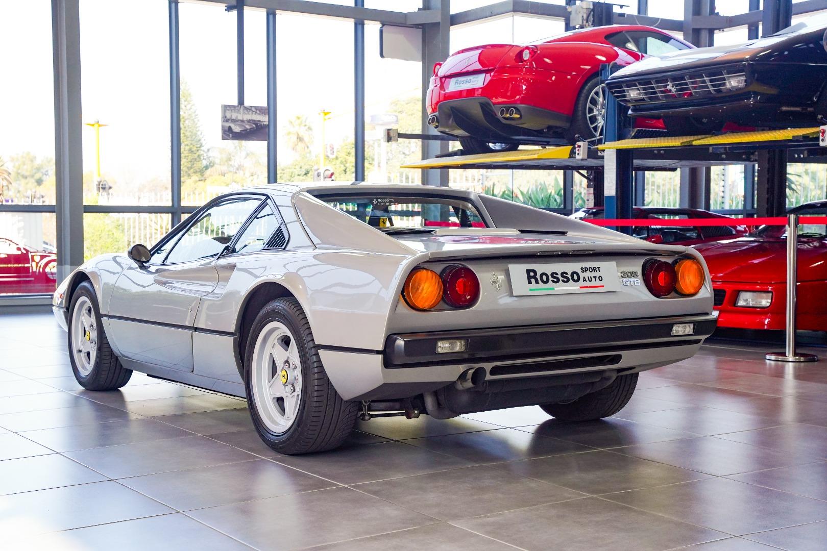 Ferrari 308 GTB Rosso Sport Auto