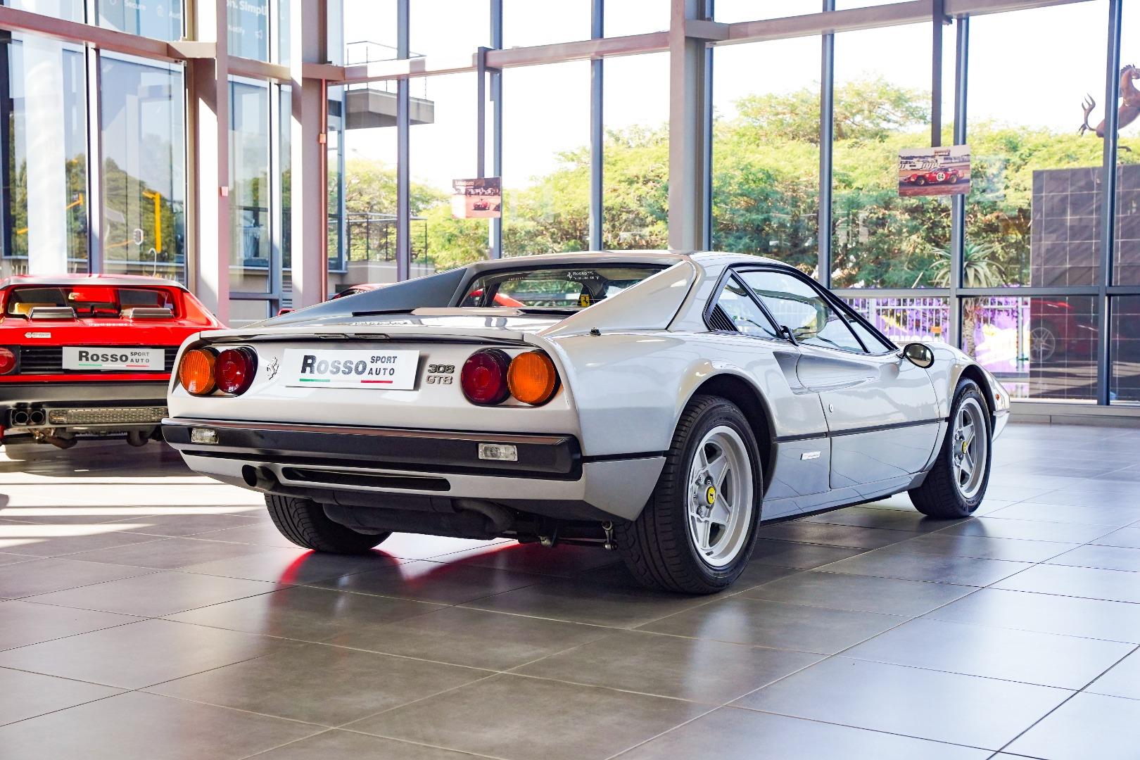 Ferrari 308 GTB Rosso Sport Auto