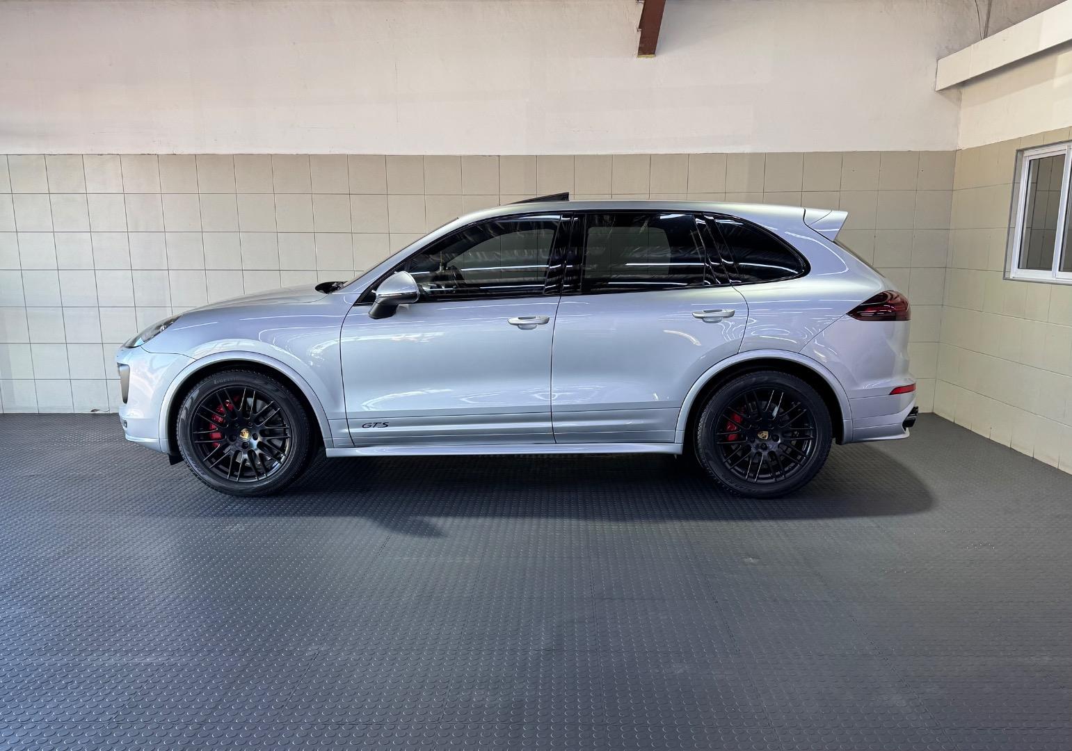Porsche Cayenne GTS Mst Auto
