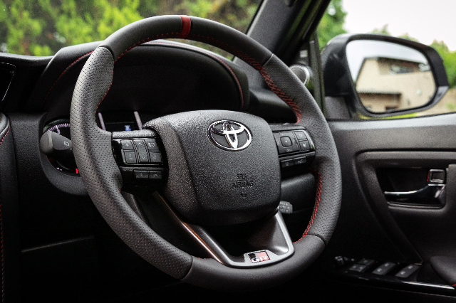 Fortuner GR-S Steering wheel