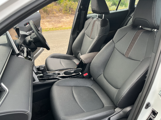 Those seats are so very comfy. (XR trim)