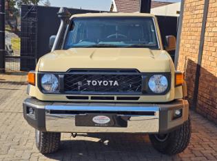 2025 Toyota Land Cruiser 79 4.5D-4D LX V8 Double Cab for sale