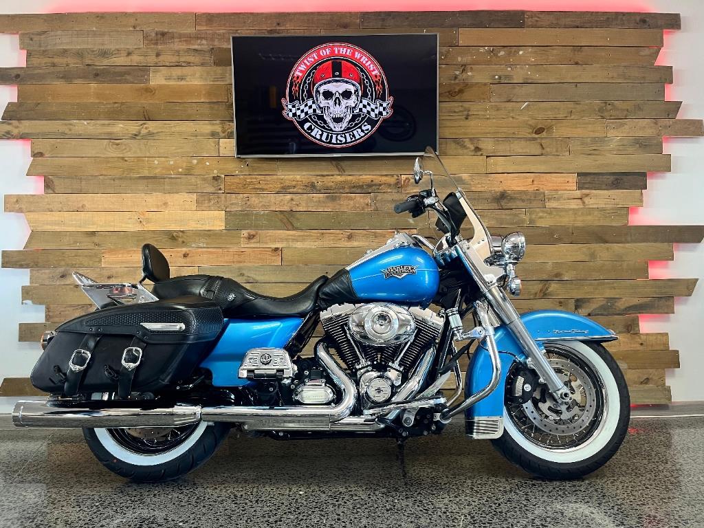 Harley-Davidson ROAD KING CLASSIC Twist Of The Wrist Motorcycles