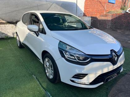 Renault Clio 66kW Turbo Authentique Auto World  KZN