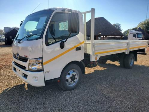 2017 Hino 300 SERIES 815 4 Ton Dropside for sale