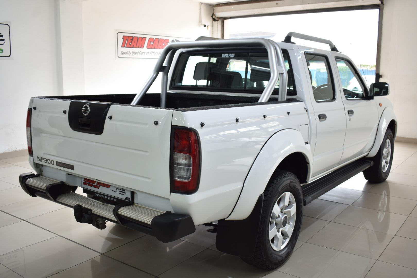 Nissan NP300 Hardbody 2.5TDi Double Cab Hi-Rider Team Cars