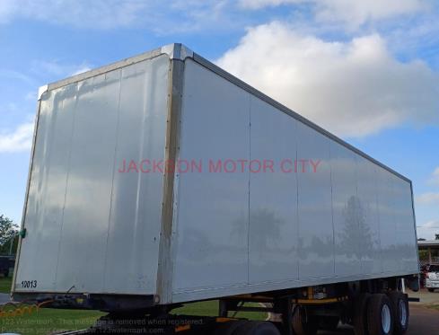 Serco DOUBLE AXLE INSULATED BOX BODY TRAILER WITH ZEPRO TAILIFT. (10m) Jackson Motor City