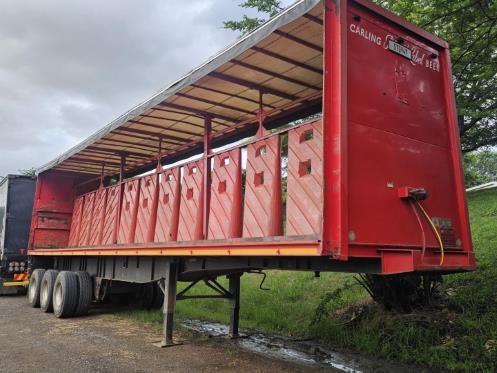 Henred Freuhauf TRIAXLE Tautliner United Truck Centre