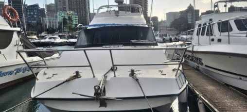 Tournament Cat 30Ft Cabin - 2 x 300HP Suzuki 4-Stroke (2021, 200Hrs) - Excluding Mooring  for sale