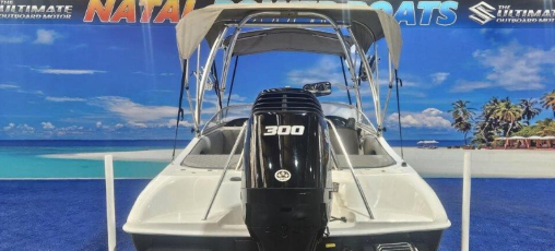 CLASSIC 210 - 300HP Suzuki 4-Stroke (2017, 131Hrs) on Galvanized Trailer  for sale