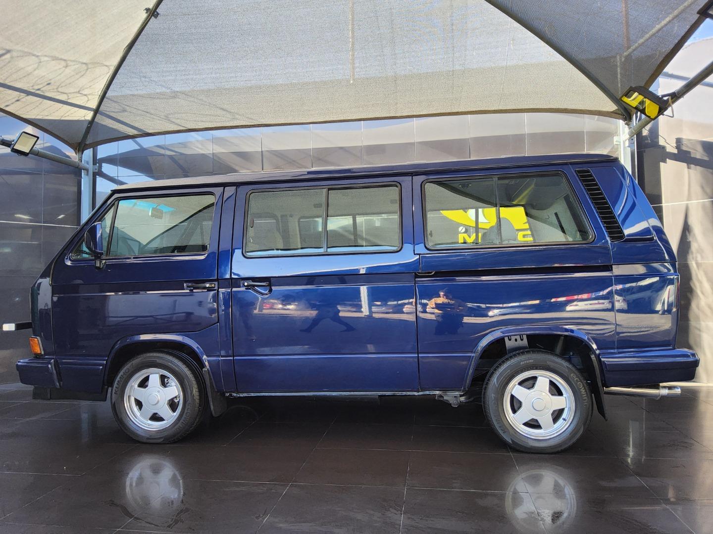 Volkswagen Microbus Exclusive 2.6i Eae Motors