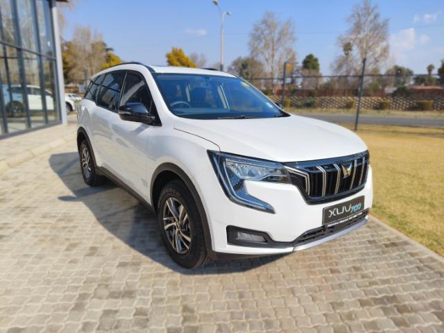 Mahindra XUV700 2.0T AX5 New Market Motor Co.