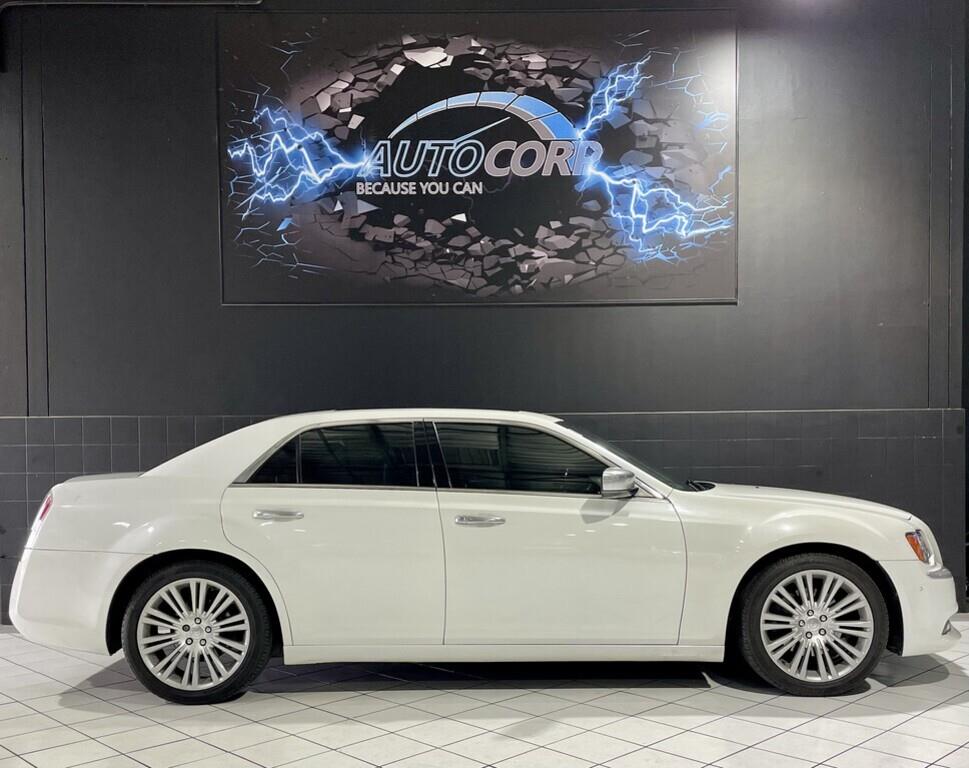 Chrysler 300C 3.6 Luxury Series Autocorp