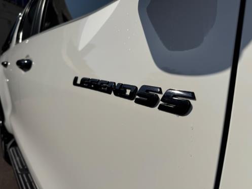 2025 Toyota Hilux 2.8GD-6 Double Cab 4x4 Legend 55 for sale