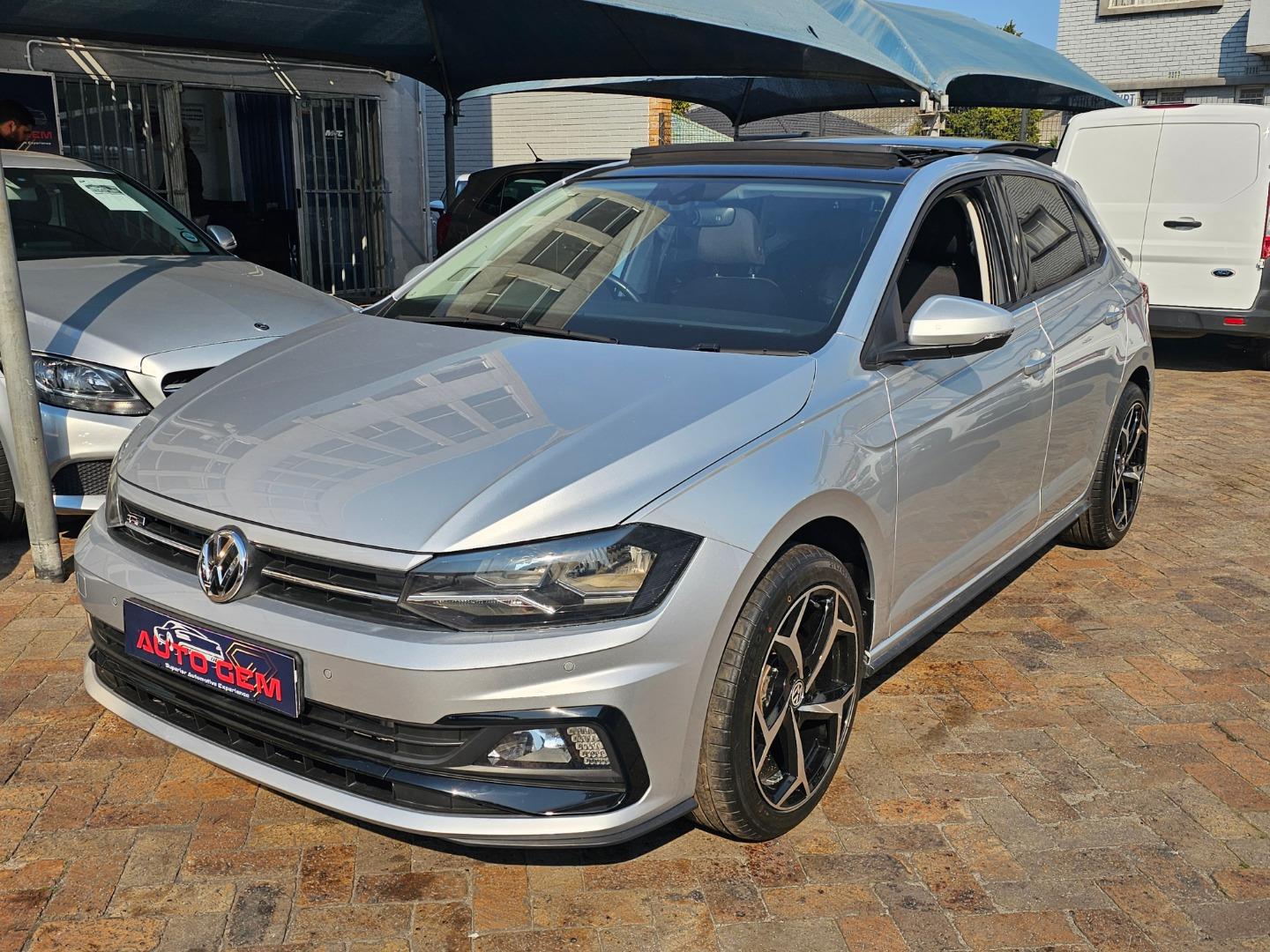 Car listing image