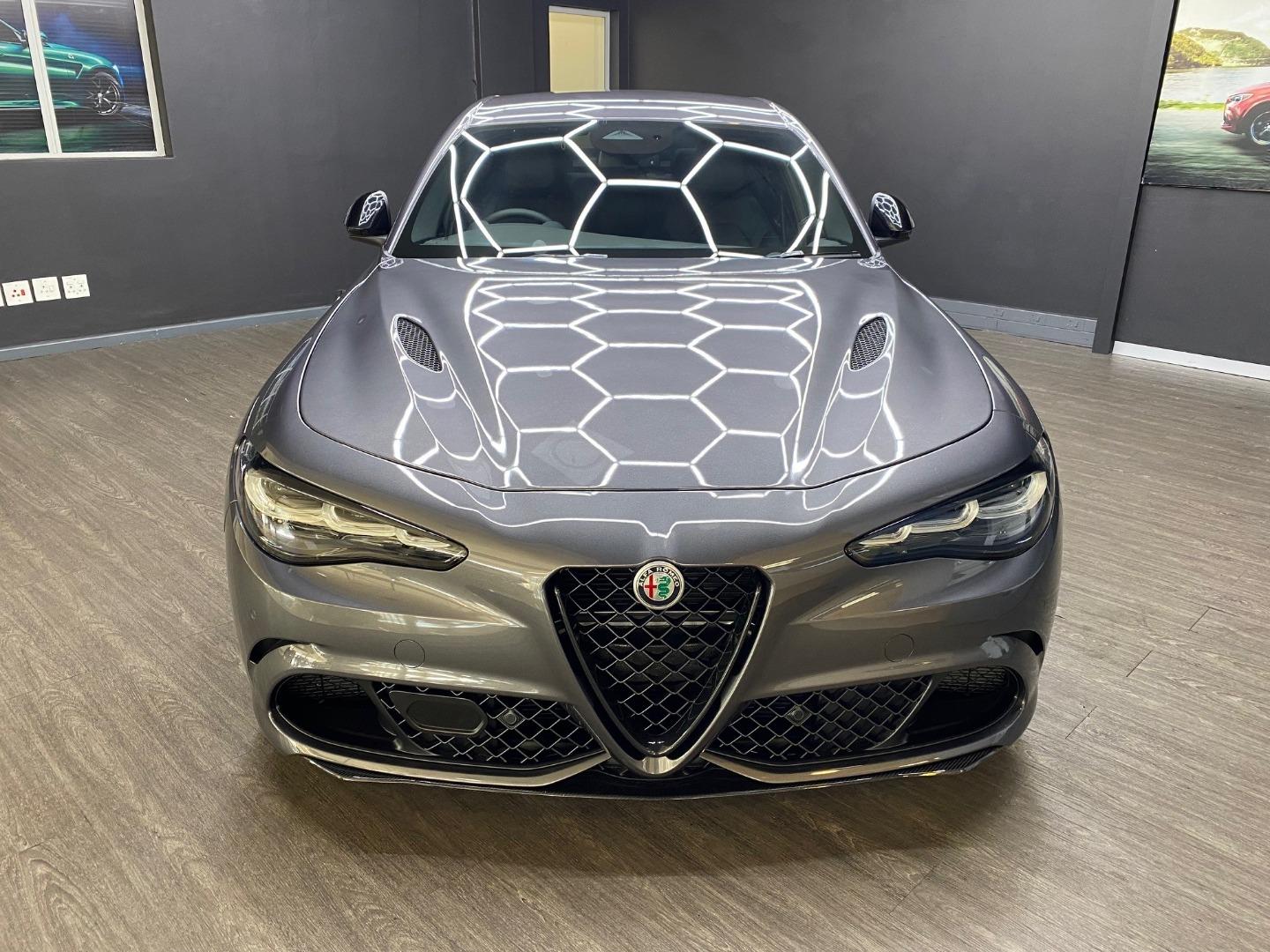 Alfa Romeo Giulia Quadrifoglio Arnold Chatz Cars New