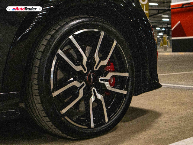 Mini Cooper JCW Wheel