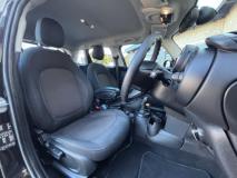 MINI Hatch Cooper Hatch 3-Door Auto Carnections