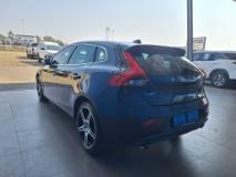 Volvo V40 D3 Inscription Gys Pitzer Motors Silverlakes