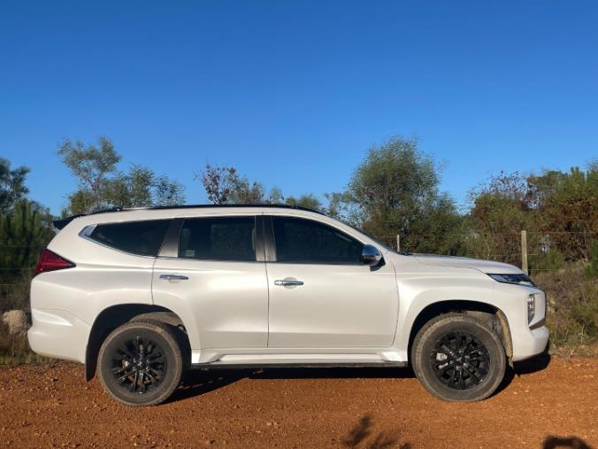Mitsubishi Pajero Sport