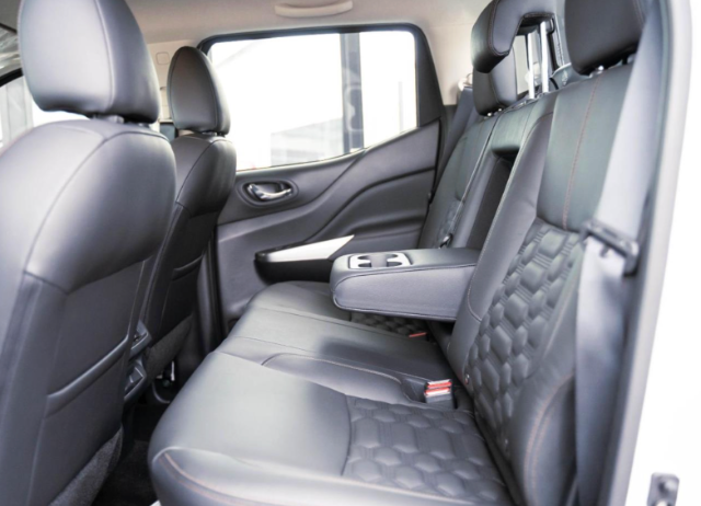 The posh interior of the Navara 2.5DDTi Double Cab LE 4x4 Auto.
