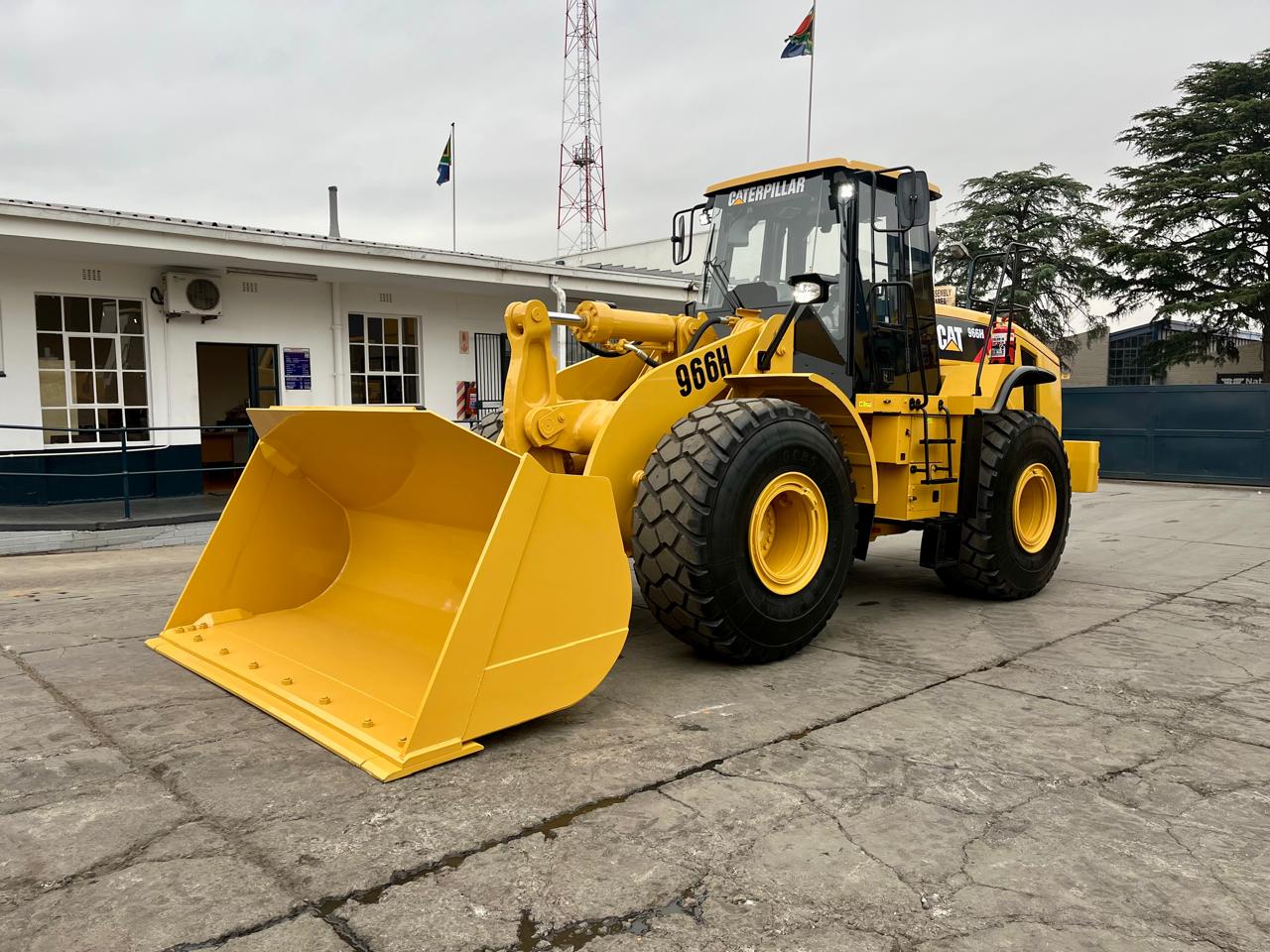 Caterpillar 966H FRONT END LOADER Blc Plant Company (Pty) Ltd