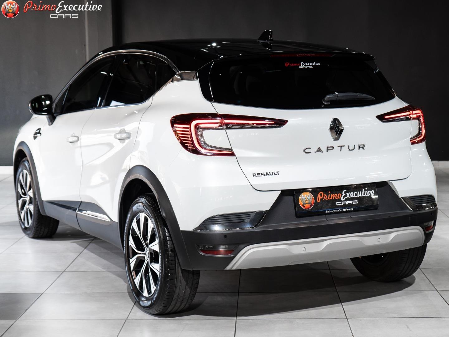 Renault Captur 1.3 Turbo Intens Primo Executive Cars (Pty) Ltd