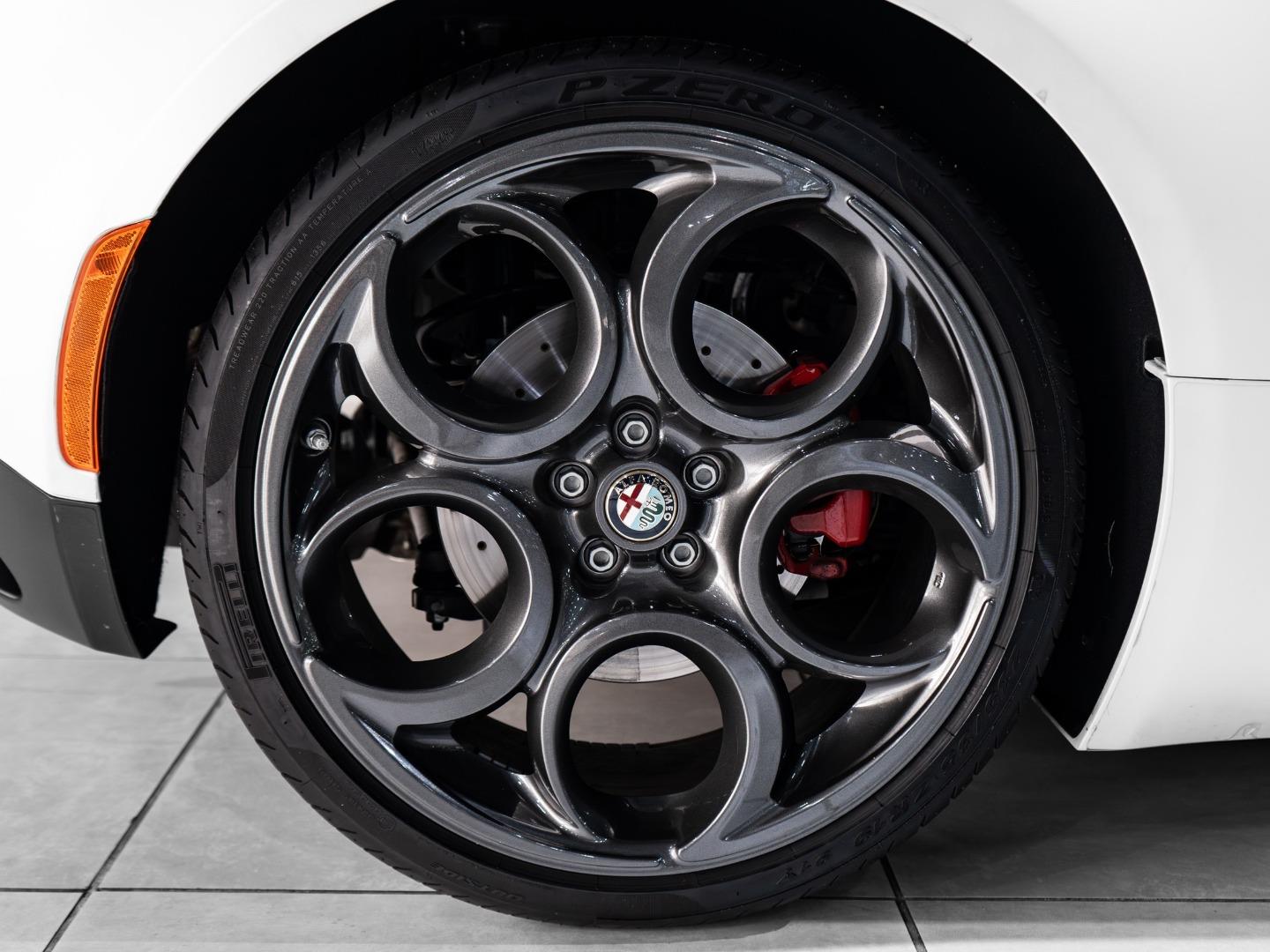 Alfa Romeo 4C Coupe Primo Executive Cars (Pty) Ltd