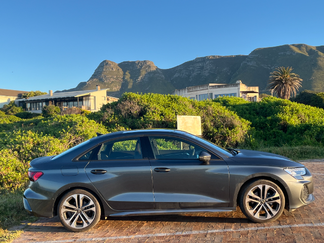 Those stylish rims are mahala.
