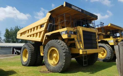 Dump trucks for sale in South Africa - AutoTrader