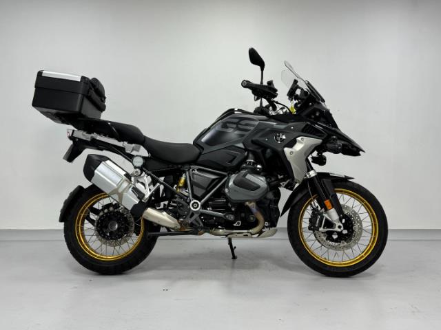 BMW R1250 GS Triple Black Harley-davidson Mzansi