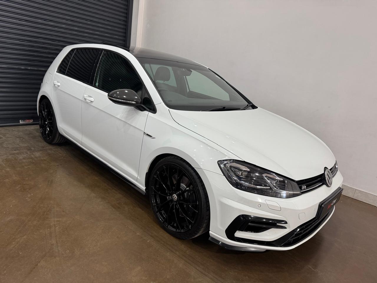 2017 Volkswagen Golf R Auto for sale