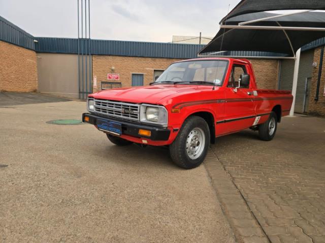 Toyota Hilux 2000 4 Hasbro Motors