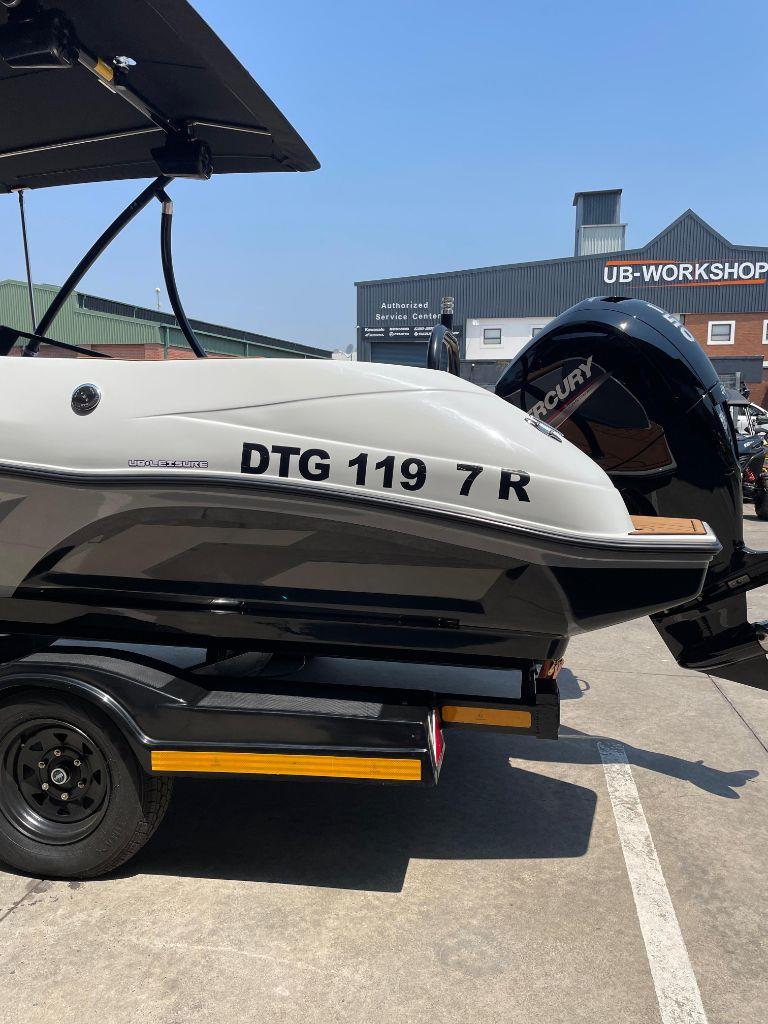 Cascade 196 BOAT WITH MERCURY 150HP 4-Stroke Outboard UB Leisure