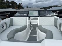 MALLARDS Celebrity 230 & F300 Yamaha 4 stroke ( used 2022 model motor, 260 hours) Knysna Yamaha