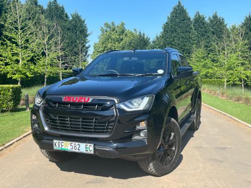 New Isuzu D-Max X-Rider Black (2025) Roadtrip Review
