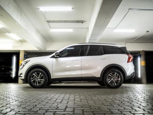 2025 Mahindra XUV700 2.0T AX5 for sale