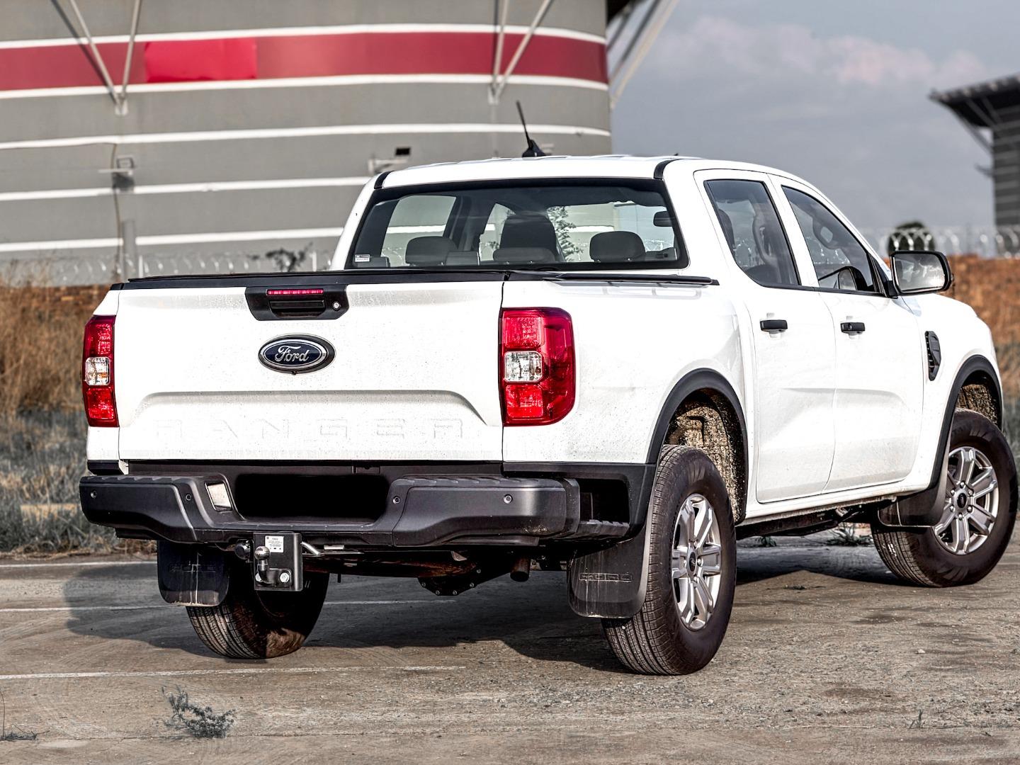 Ford Ranger 2.0 SiT Double Cab XL 4x4 Manual (2025) Review - Expert ...