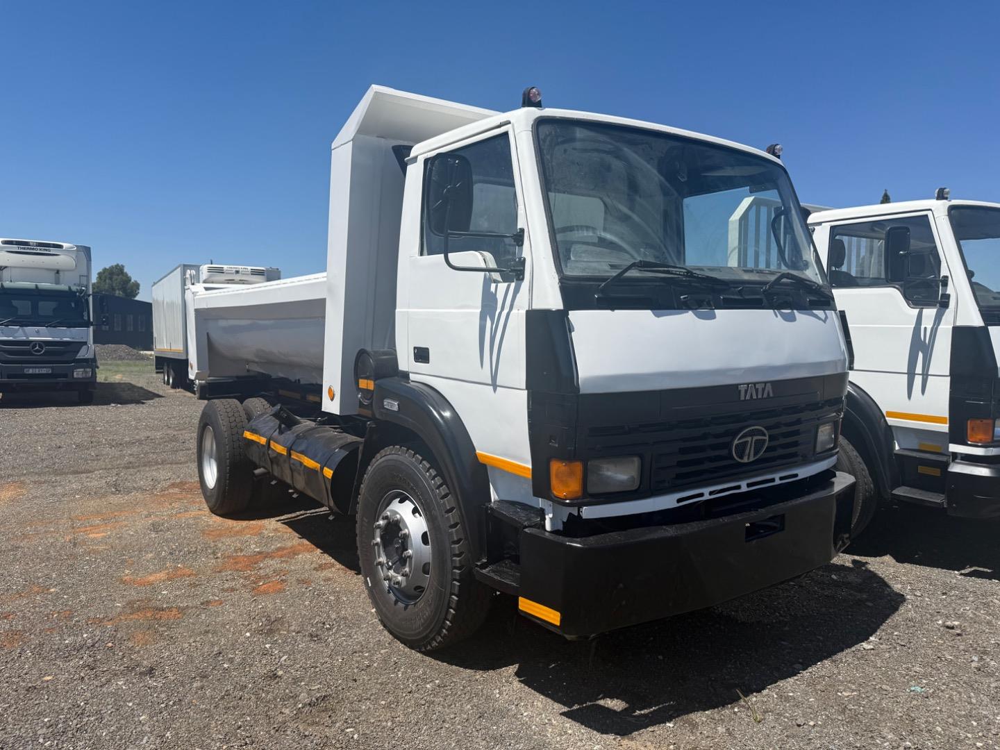 2006 Tata 1518