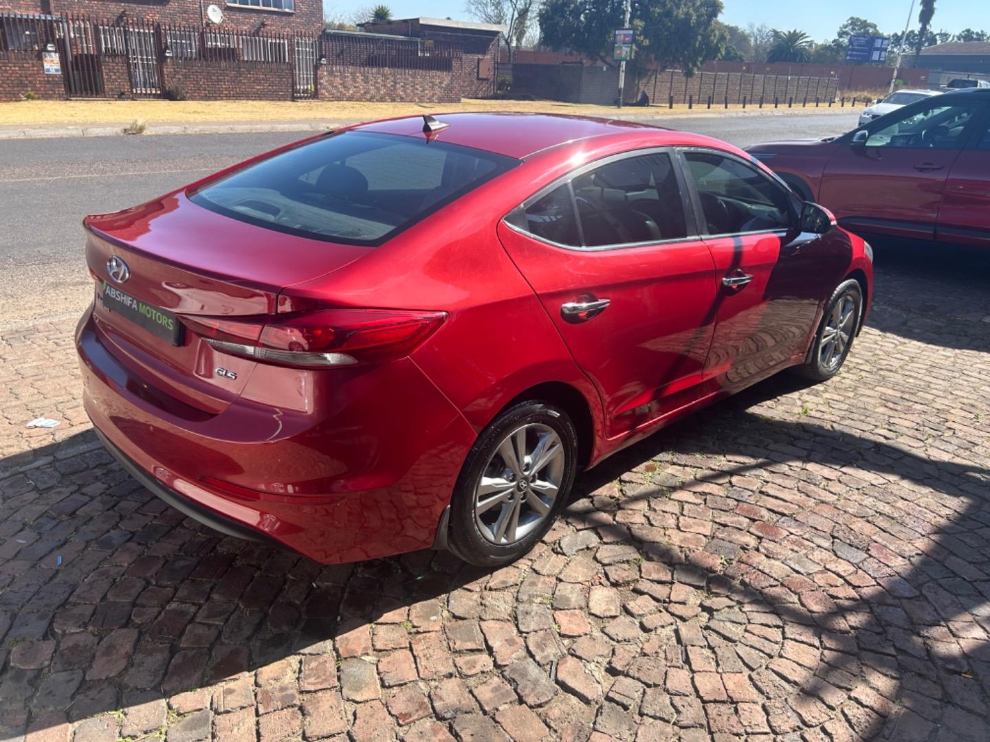 Hyundai Elantra 1.6 Executive Abshifa Motors