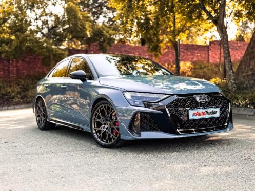 Audi RS3 Sedan quattro (2025) Review