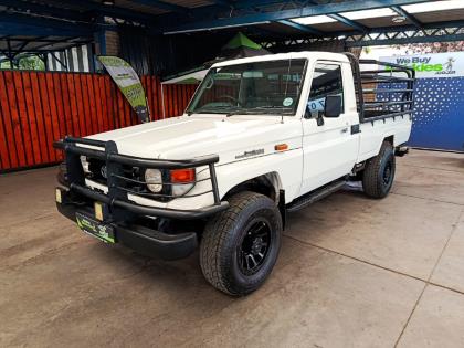 Toyota Land Cruiser 70 4.5l We Buy Bakkies