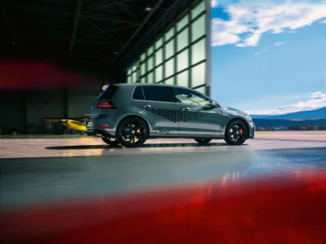 Volkswagen Golf TCR