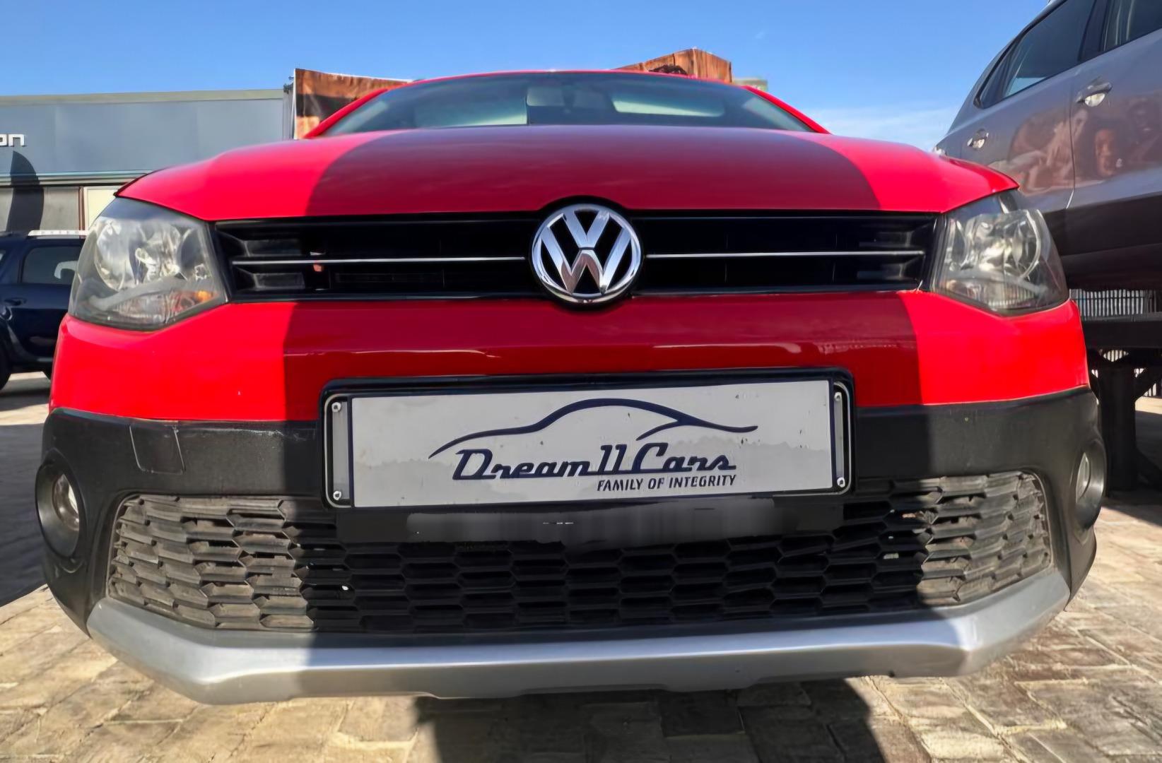 Volkswagen Cross Polo 1.6TDI Comfortline Dream 11 Cars