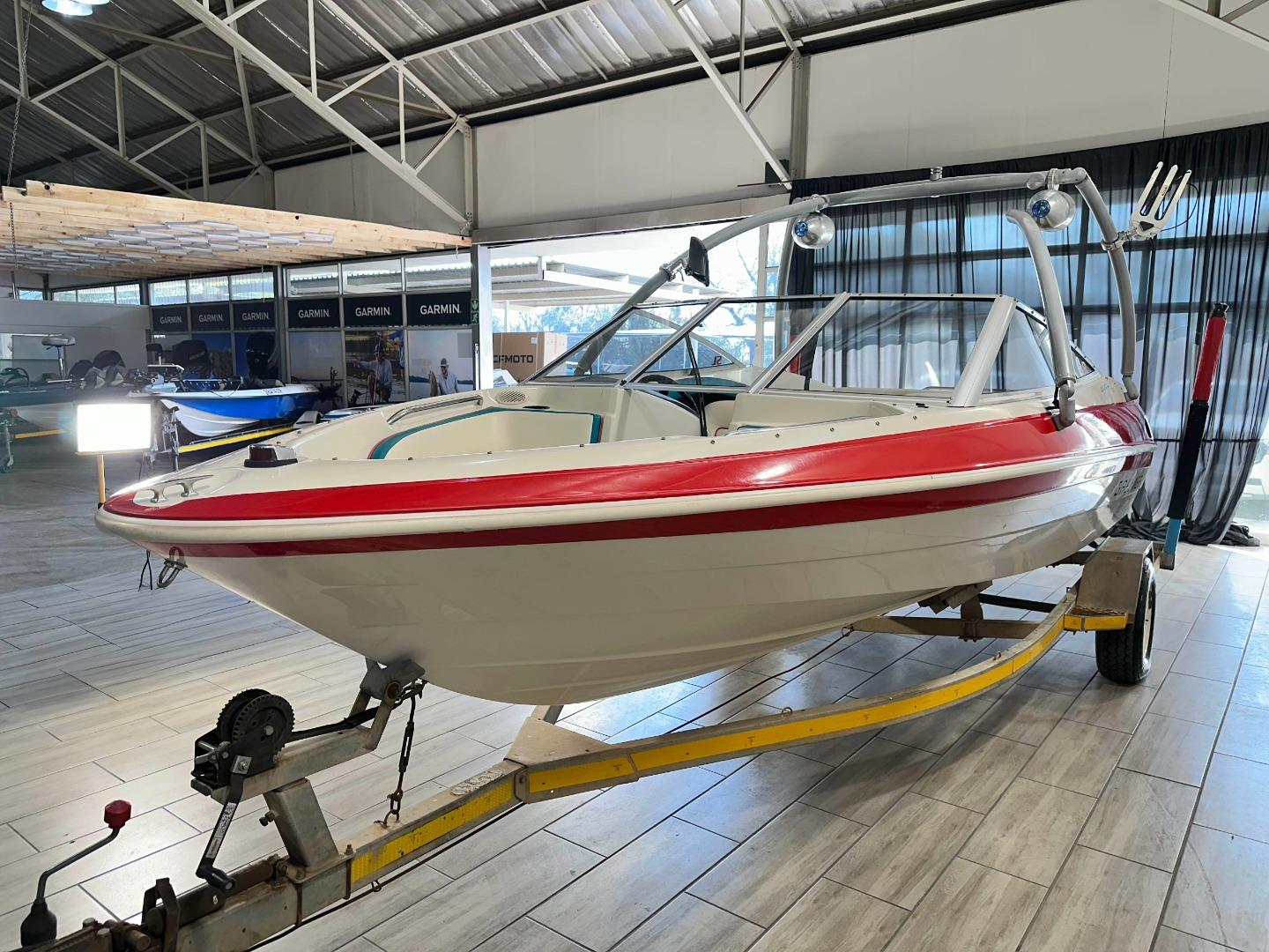 Bayliner Capri 2050 Waterworld