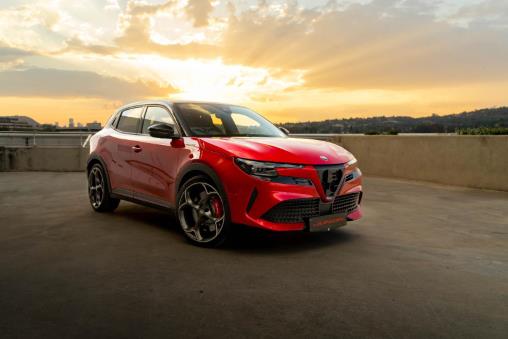 Clash of the compact EVs: Alfa Romeo Junior vs. R800k rivals